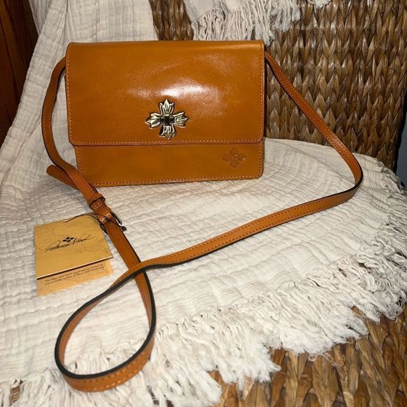 Patricia Nash Consilina crossbody - Picture 7 of 9